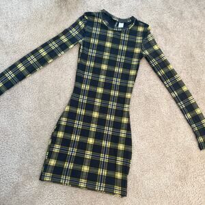 Divided by H&M Black & Yellow Plaid Print Sheer Long Sleeve Dress Size: XS
